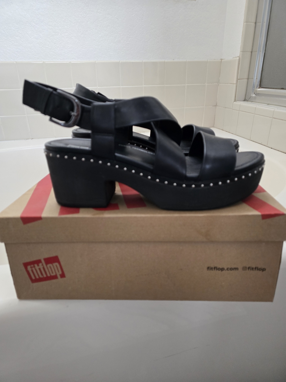 FitFlop Black Studded Platform Sandals Sz 10
